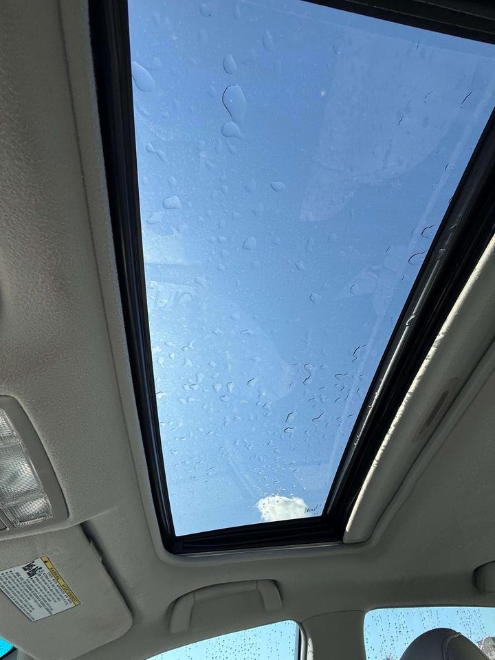 2011 Toyota Camry XLE Photo