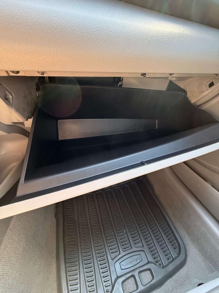 2011 Toyota Camry XLE Photo
