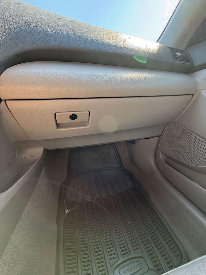 2011 Toyota Camry XLE Photo