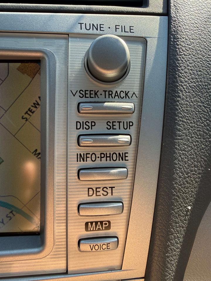 2011 Toyota Camry XLE Photo
