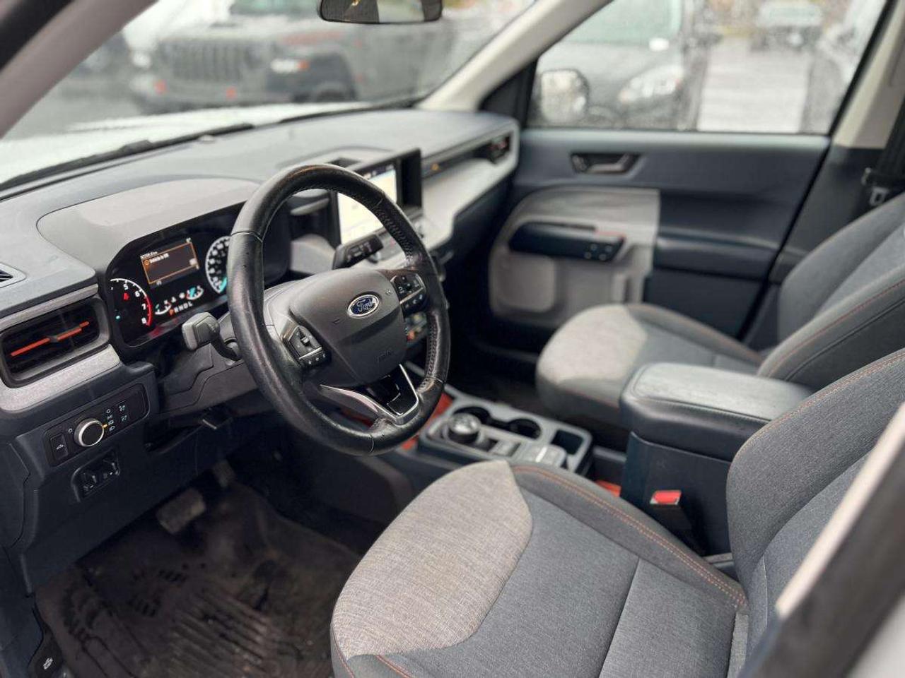 2022 Ford Maverick XL AWD SuperCrew Photo