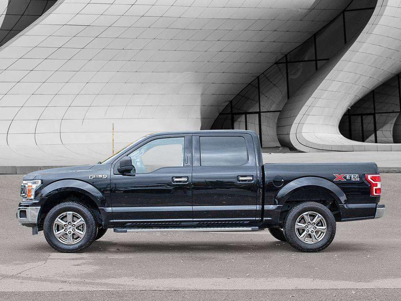 2020 Ford F-150 XLT Photo1