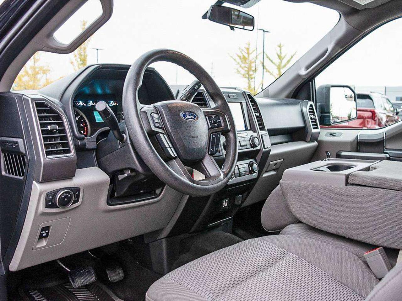 2020 Ford F-150 XLT Photo