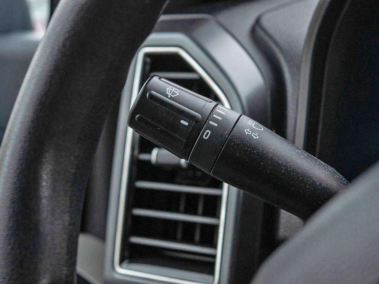 2020 Ford F-150 XLT Photo