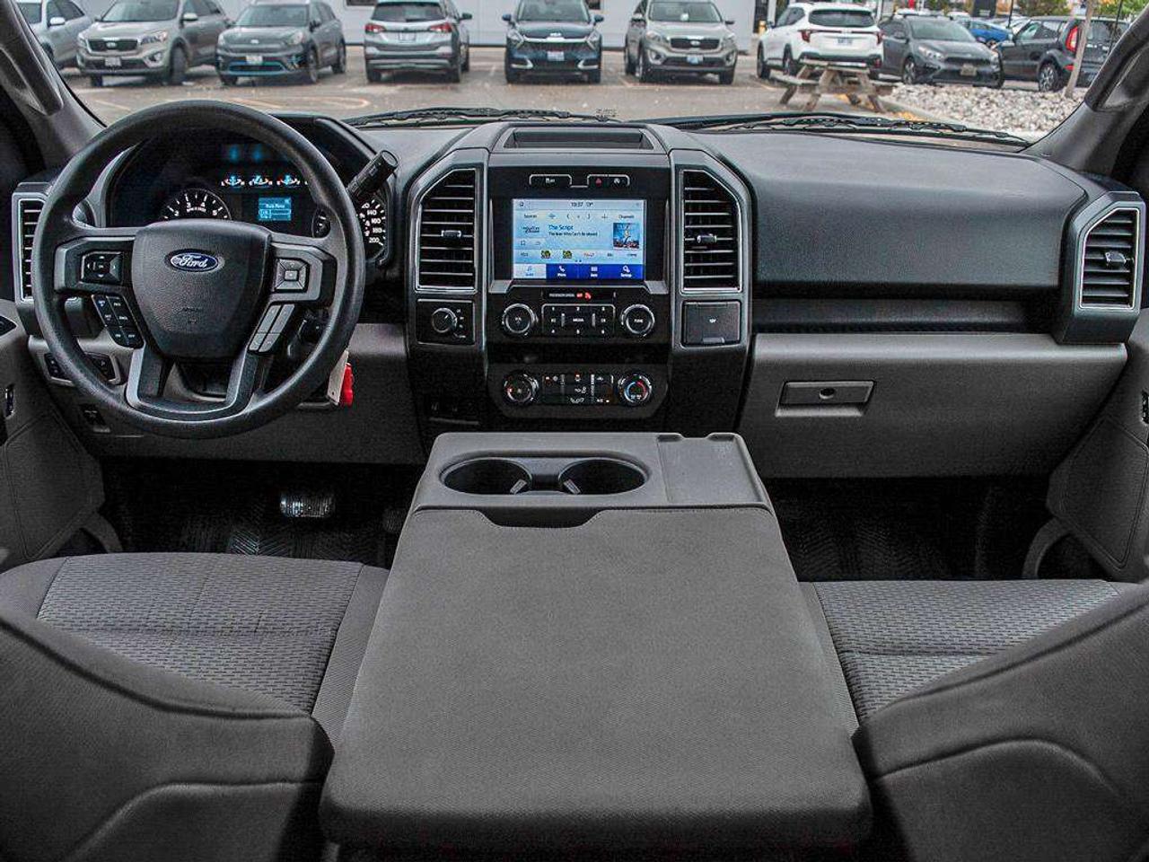 2020 Ford F-150 XLT Photo