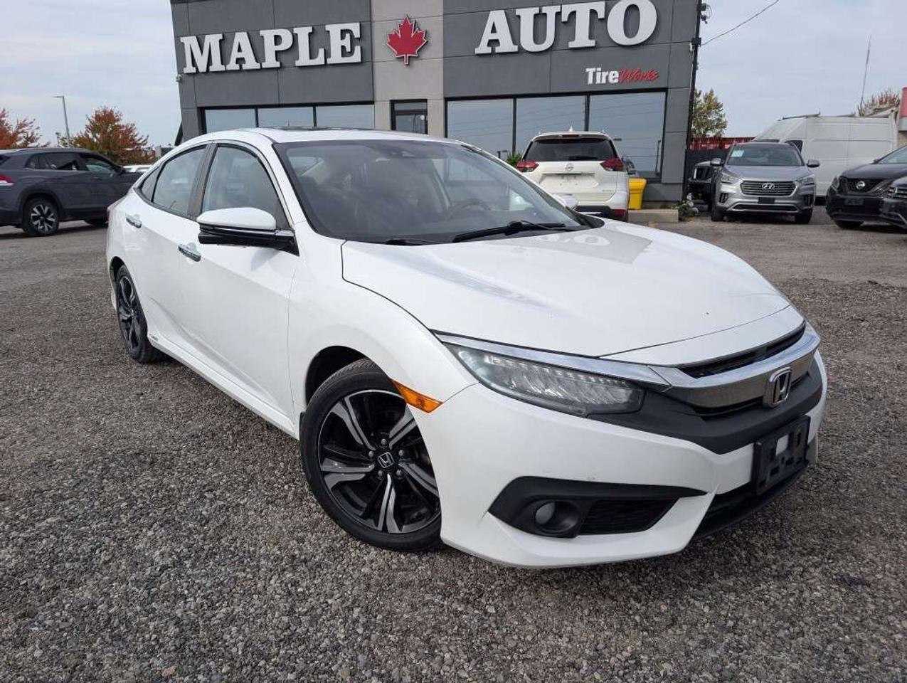2018 Honda Civic Touring NAV LEATHER SUNROOF HTD SEATS CAMERA Photo3