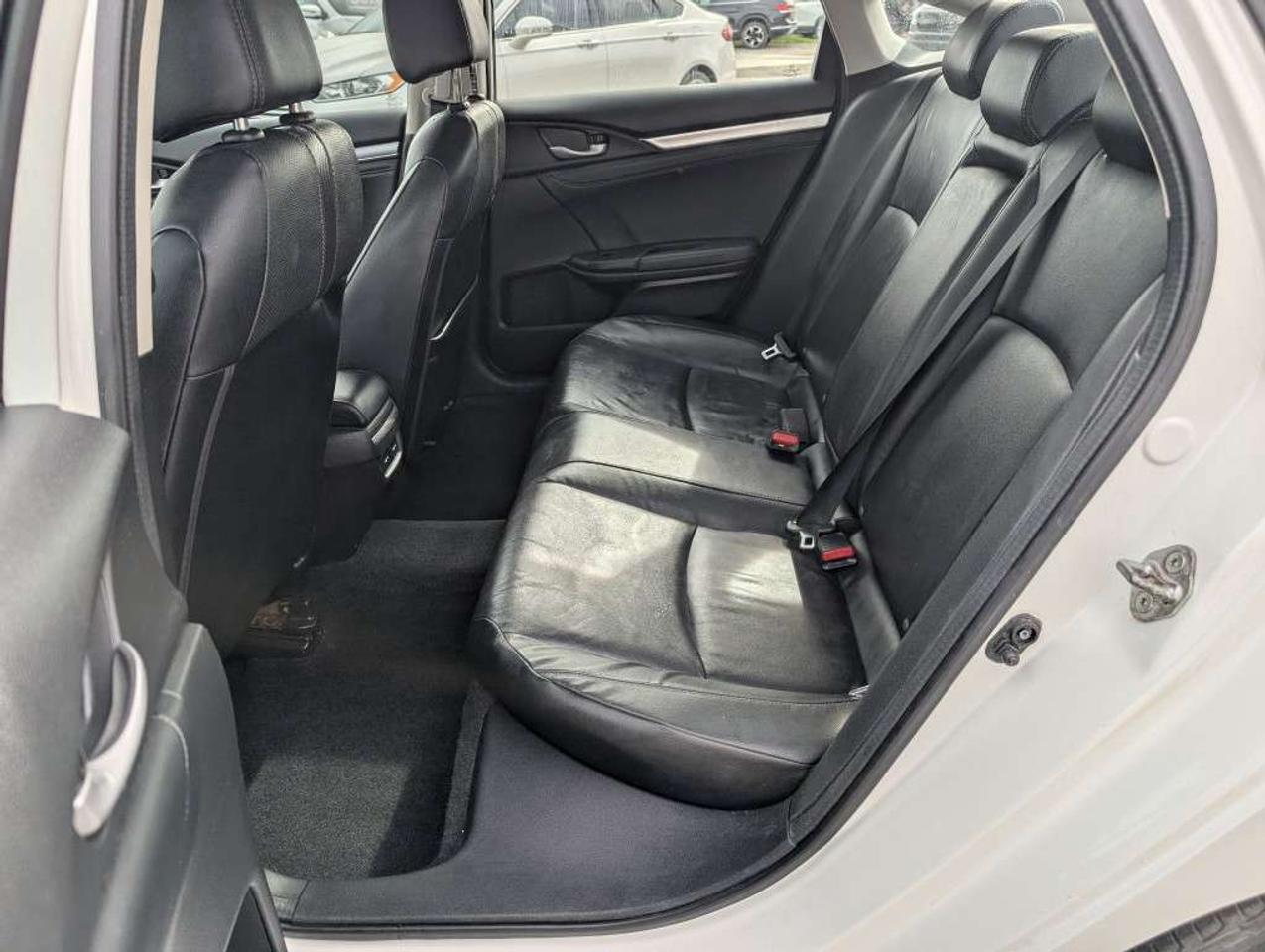 2018 Honda Civic Touring NAV LEATHER SUNROOF HTD SEATS CAMERA Photo