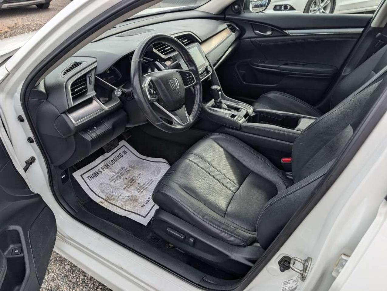 2018 Honda Civic Touring NAV LEATHER SUNROOF HTD SEATS CAMERA Photo