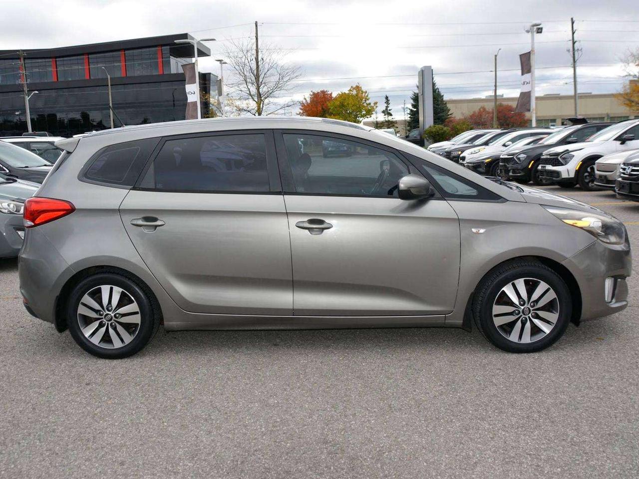2014 Kia Rondo EX Photo