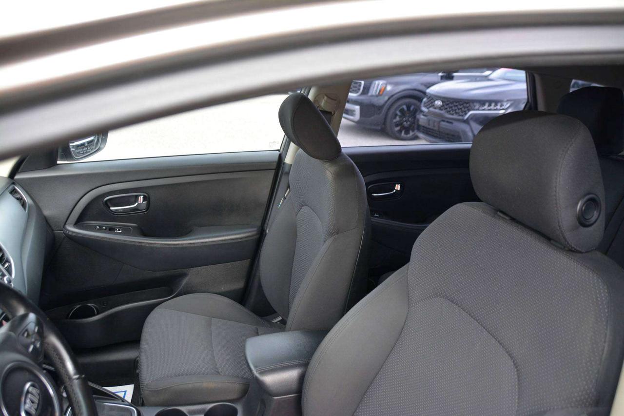 2014 Kia Rondo EX Photo