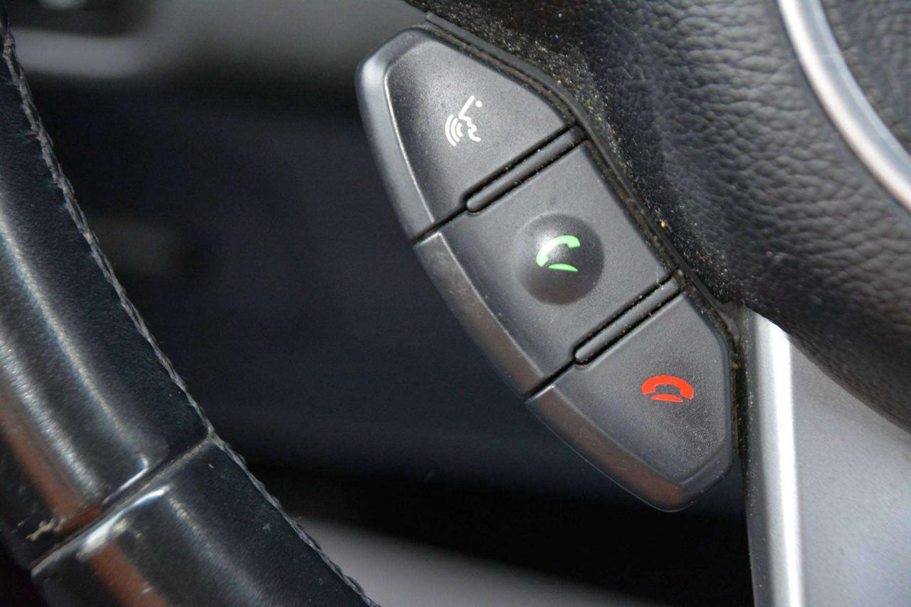 2014 Kia Rondo EX Photo