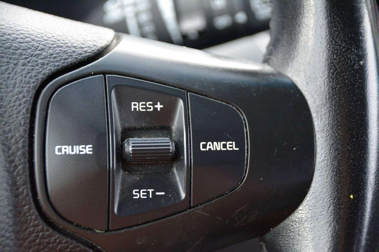 2014 Kia Rondo EX Photo