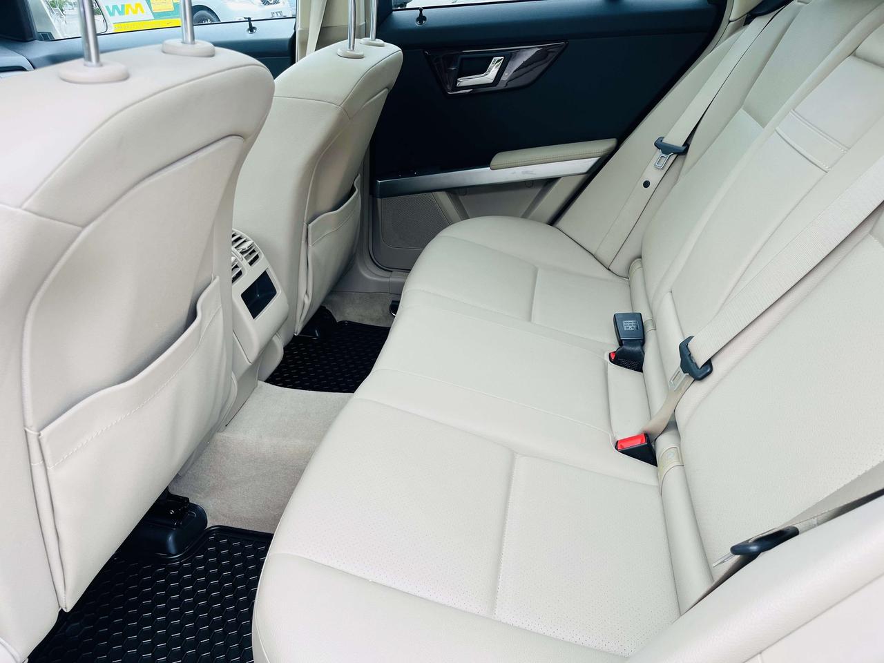 2011 Mercedes-Benz GLK-Class ONE OWNER NO ACCIDENTS CERTIFIED Photo