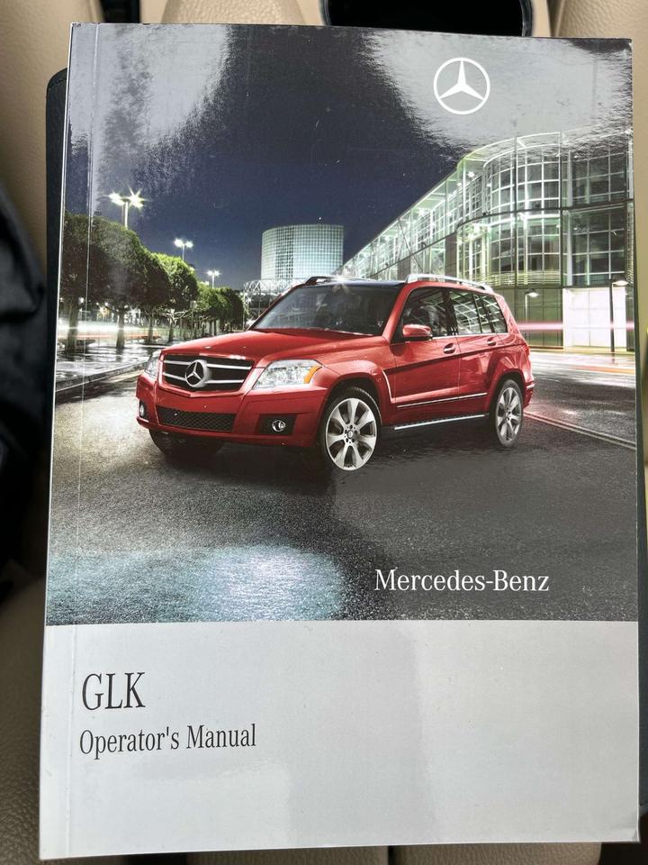 2011 Mercedes-Benz GLK-Class ONE OWNER NO ACCIDENTS CERTIFIED Photo