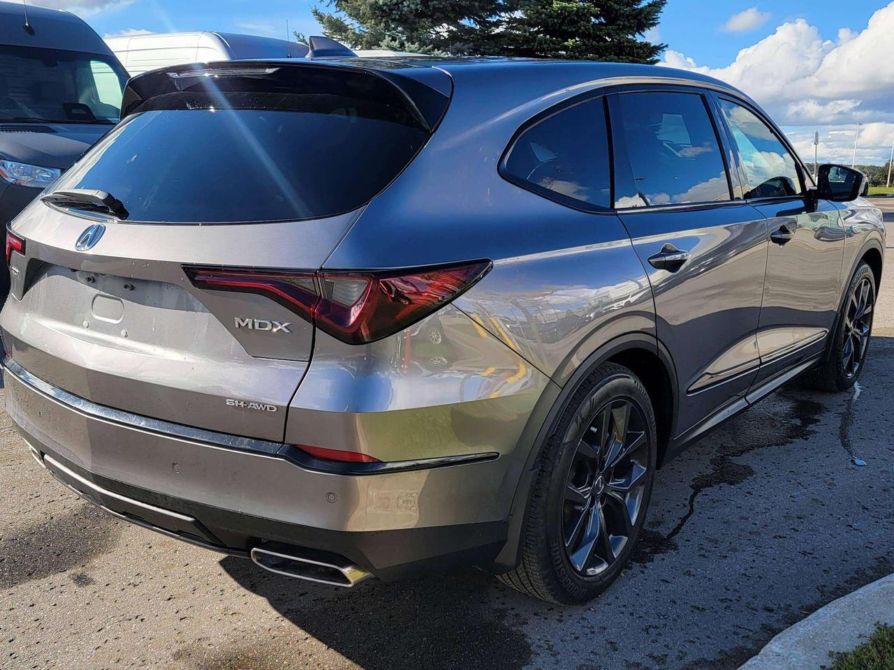 2022 Acura MDX SH-AWD Photo
