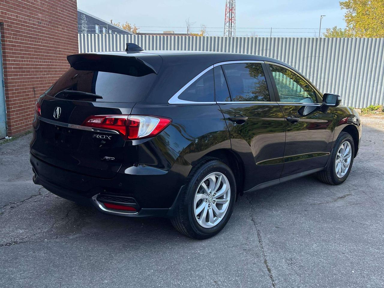 2017 Acura RDX TECH PKG AWD NAVI BACKUP CAMERA SUNROOF LOW KM Photo