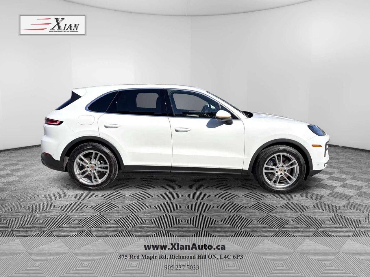 2024 Porsche Cayenne Premium+/No Accident/1 Owner/ 360 Cam/Vent Seats Photo3