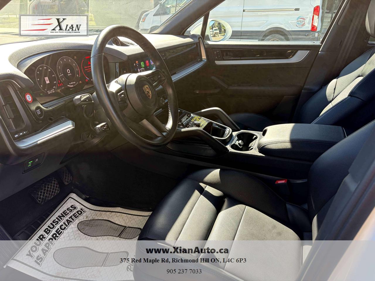 2024 Porsche Cayenne Premium+/No Accident/1 Owner/ 360 Cam/Vent Seats Photo