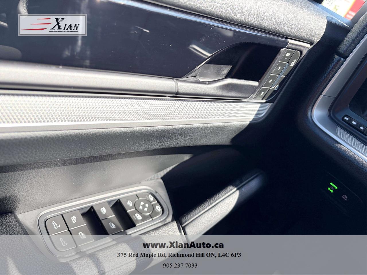 2024 Porsche Cayenne Premium+/No Accident/1 Owner/ 360 Cam/Vent Seats Photo