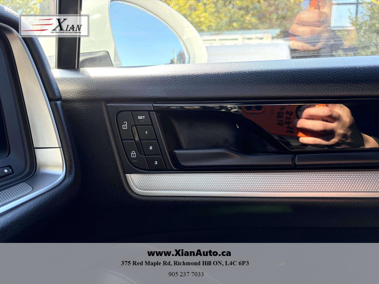 2024 Porsche Cayenne Premium+/No Accident/1 Owner/ 360 Cam/Vent Seats Photo