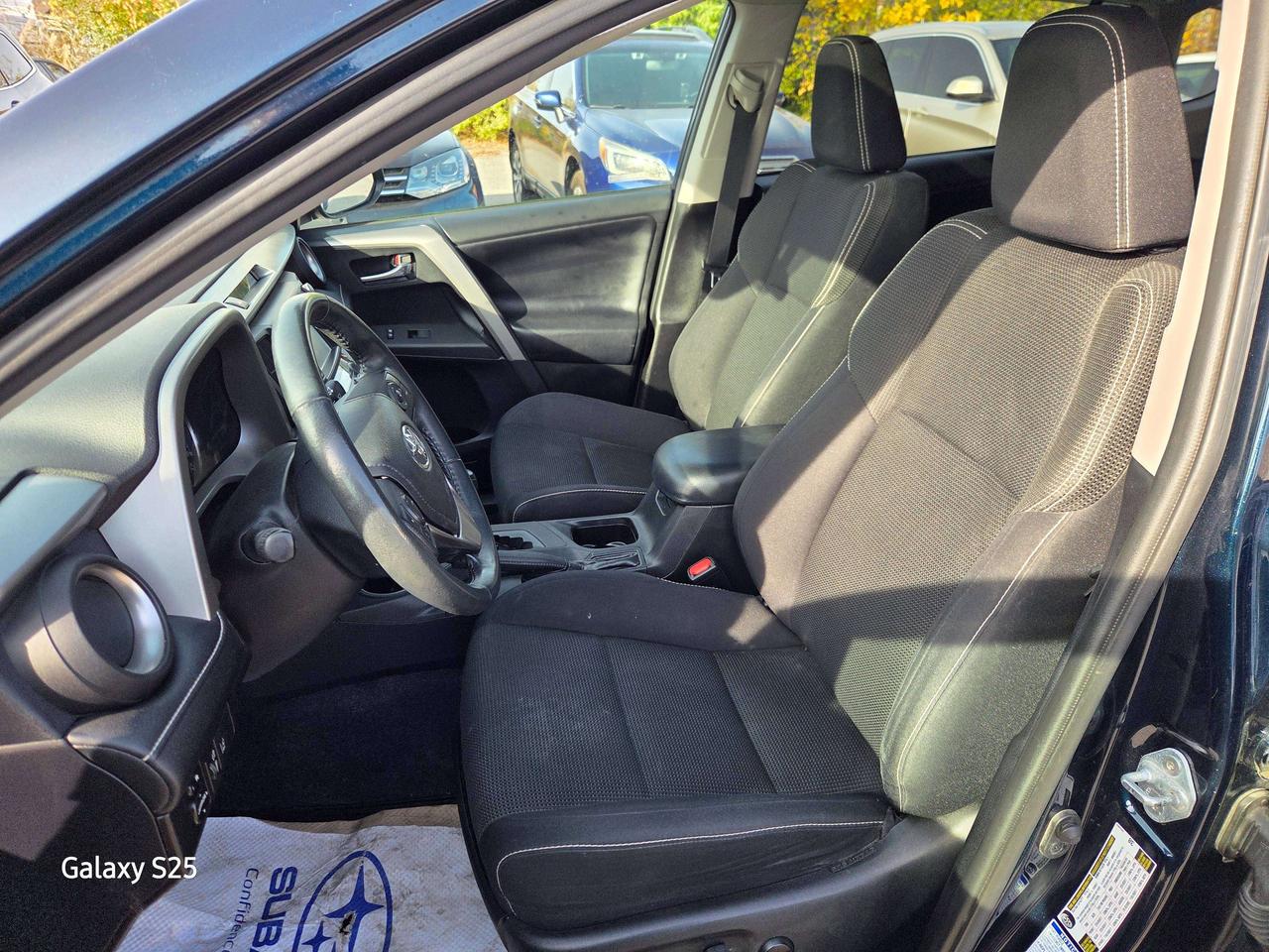 2017 Toyota RAV4 XLE Photo