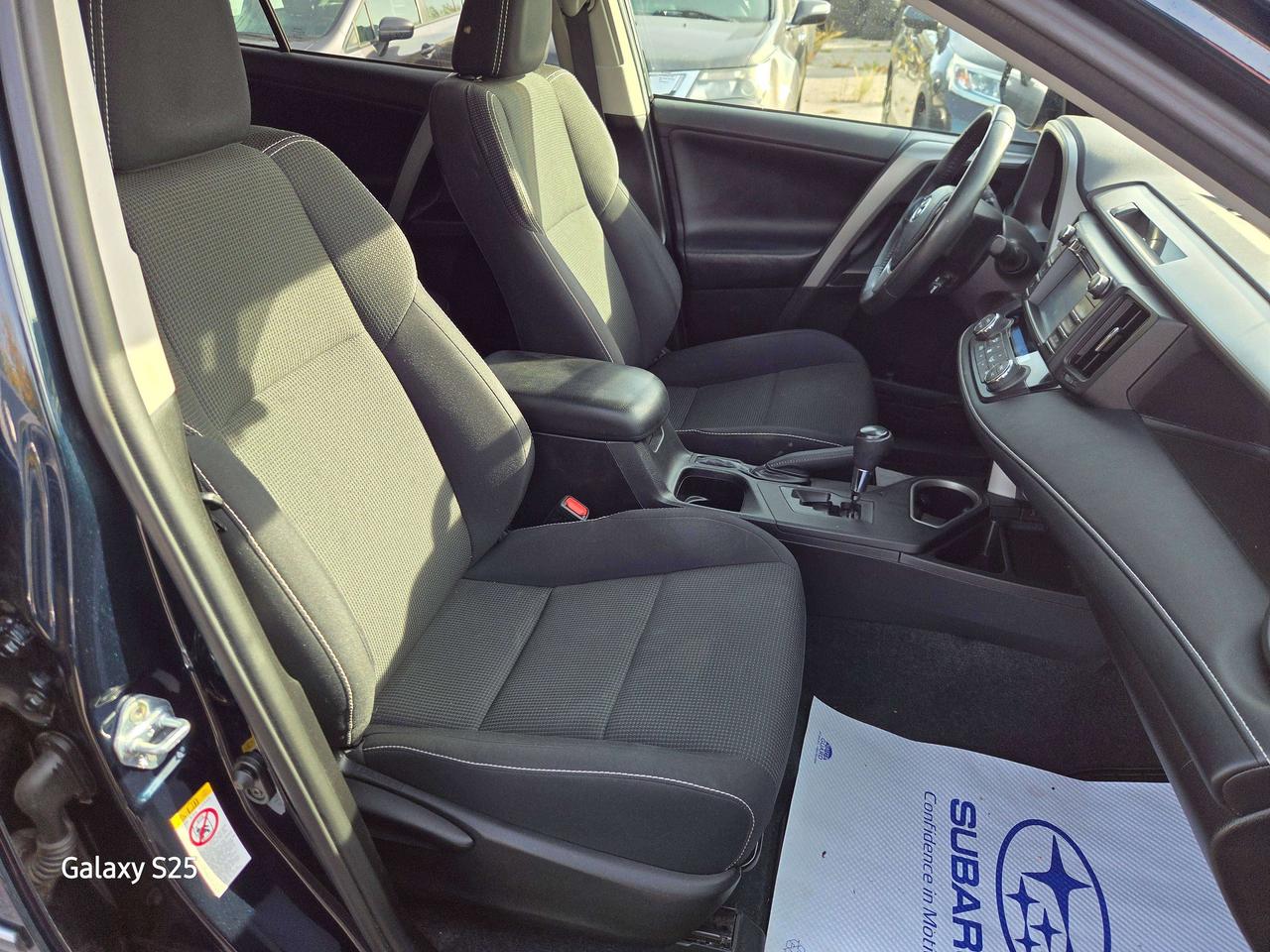 2017 Toyota RAV4 XLE Photo