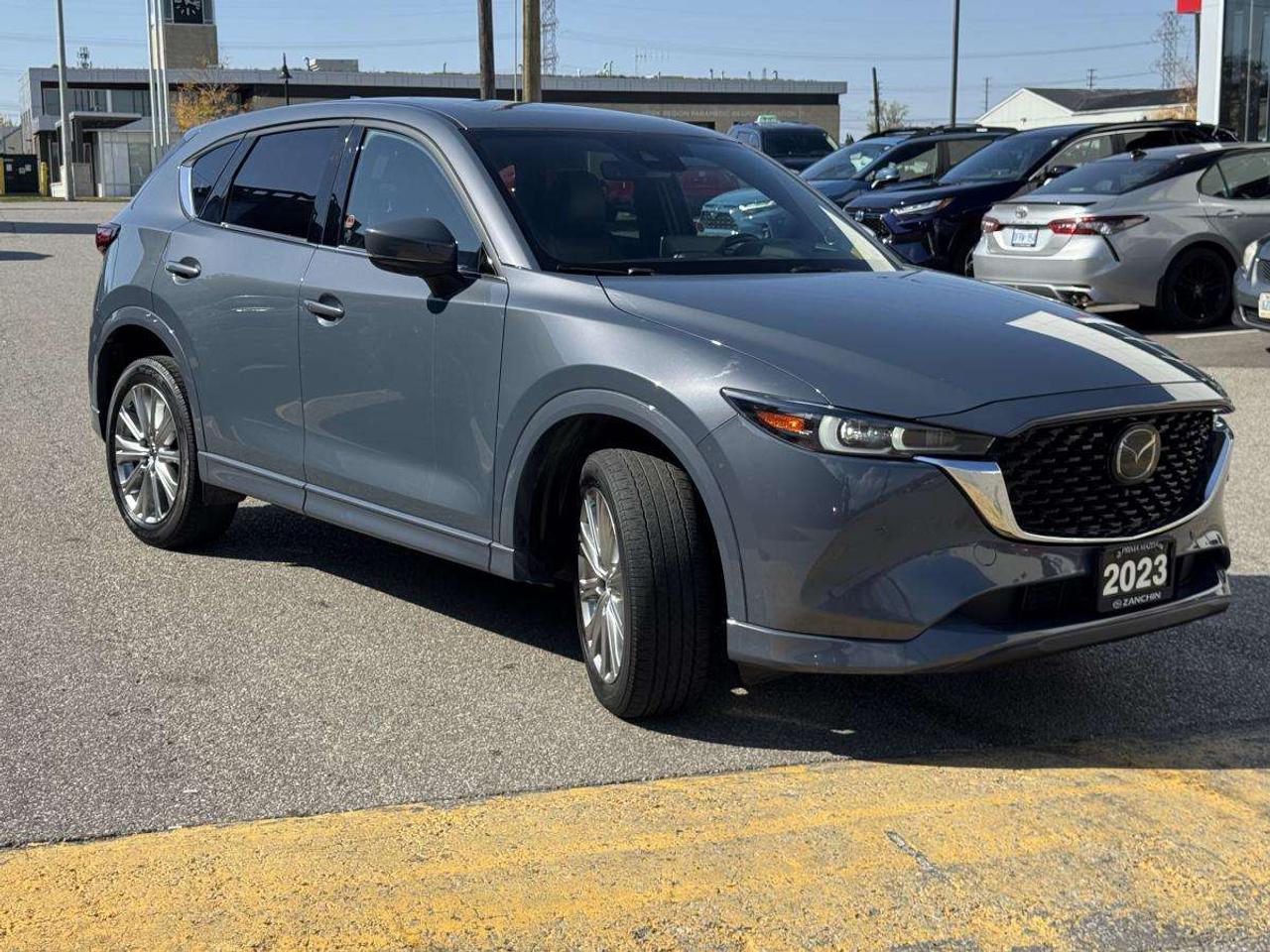 2023 Mazda CX-5 SIGNATURE/ 2.99% RATE/ CARFAX CLEAN/ MUST SEE/ CPO Photo2