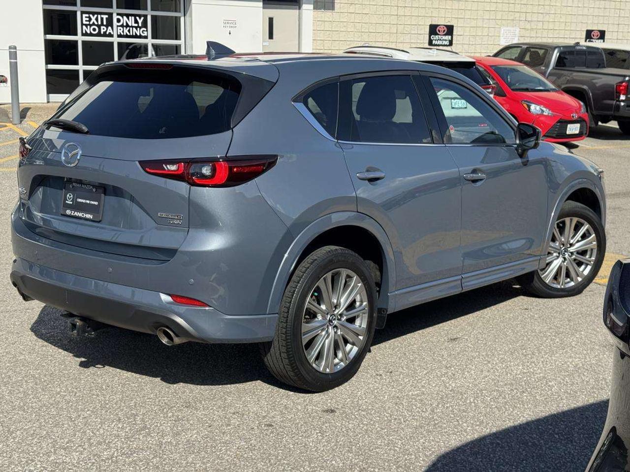 2023 Mazda CX-5 SIGNATURE/ 2.99% RATE/ CARFAX CLEAN/ MUST SEE/ CPO Photo