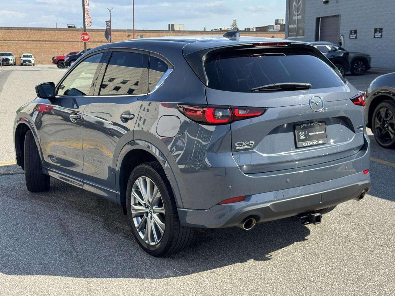 2023 Mazda CX-5 SIGNATURE/ 2.99% RATE/ CARFAX CLEAN/ MUST SEE/ CPO Photo