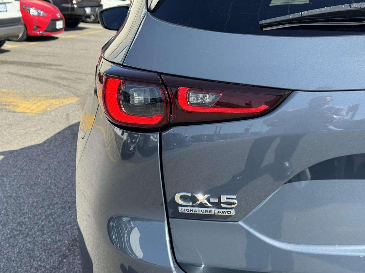2023 Mazda CX-5 SIGNATURE/ 2.99% RATE/ CARFAX CLEAN/ MUST SEE/ CPO Photo