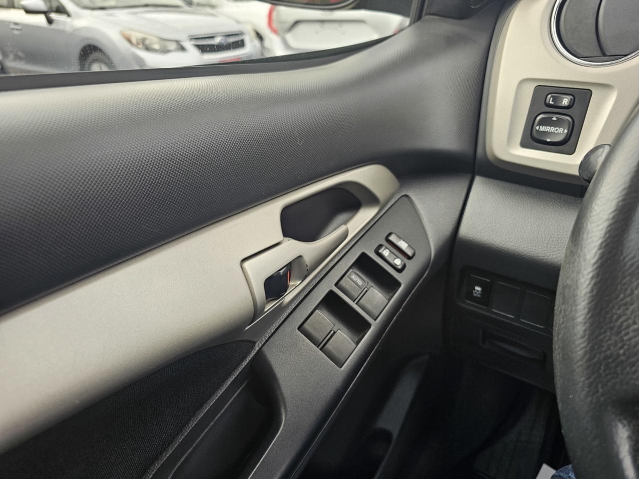 2010 Toyota Matrix XR 2.4 | CERTIFIED Photo