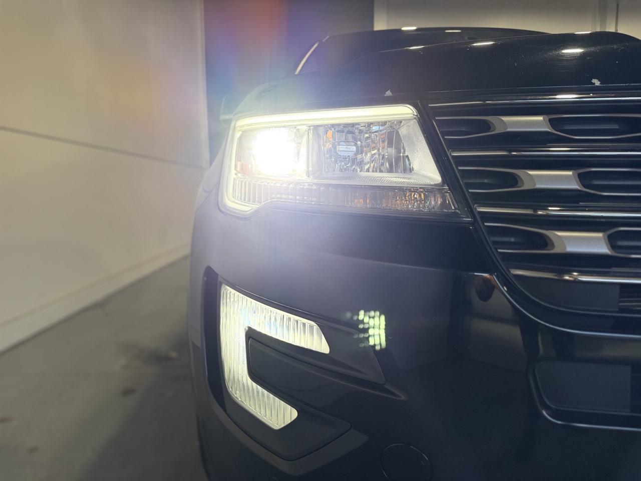 2017 Ford Explorer XLT Photo