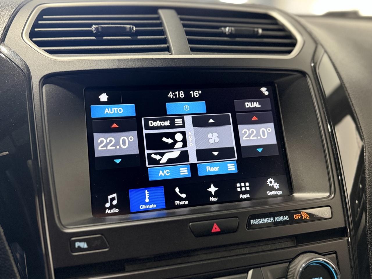 2017 Ford Explorer XLT Photo