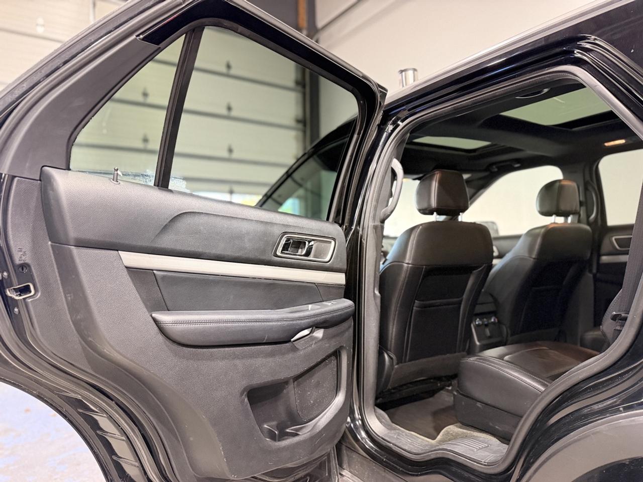 2017 Ford Explorer XLT Photo
