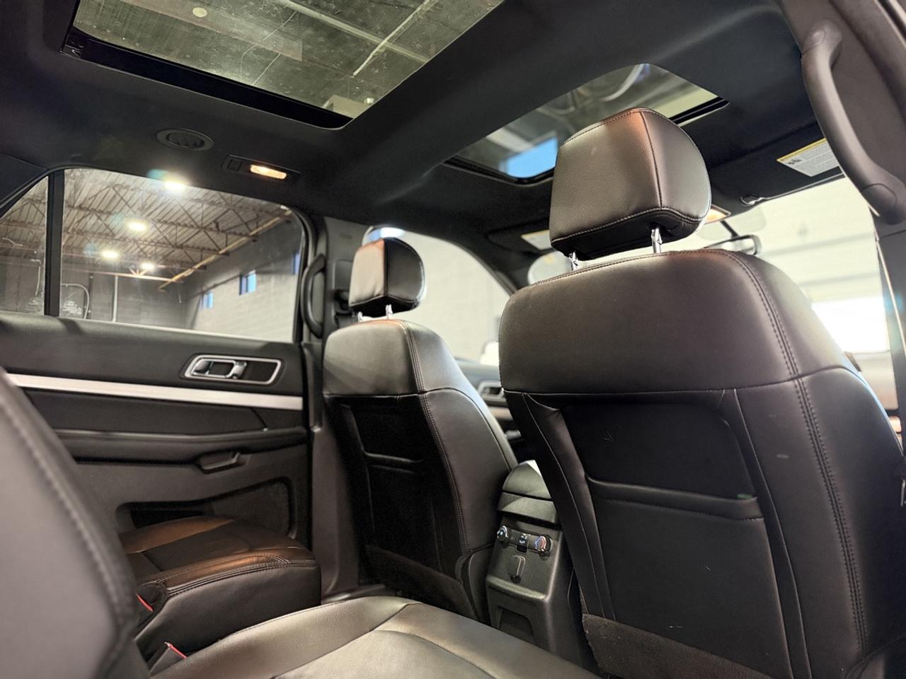 2017 Ford Explorer XLT Photo