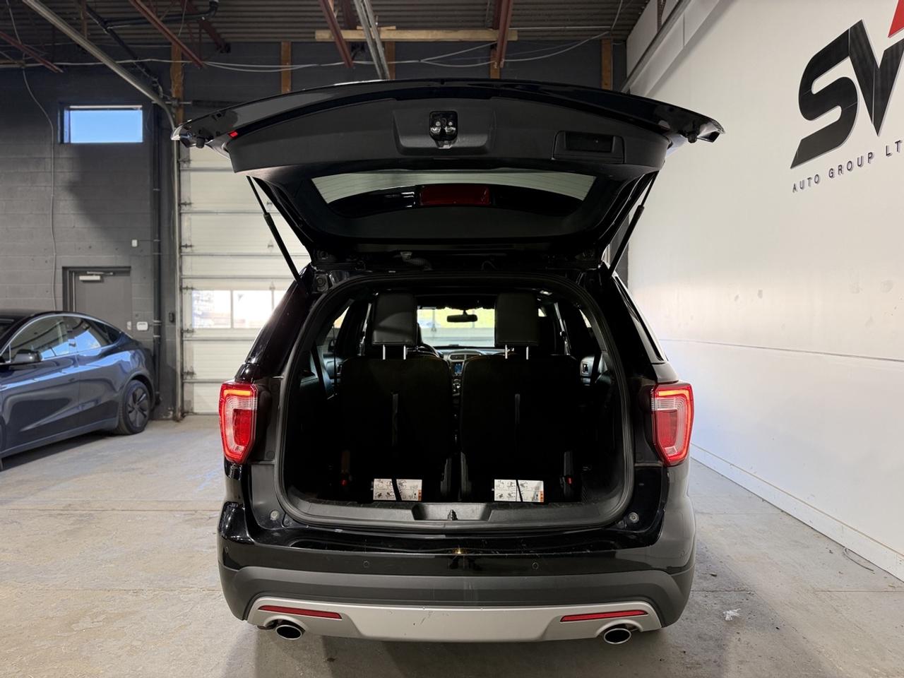 2017 Ford Explorer XLT Photo