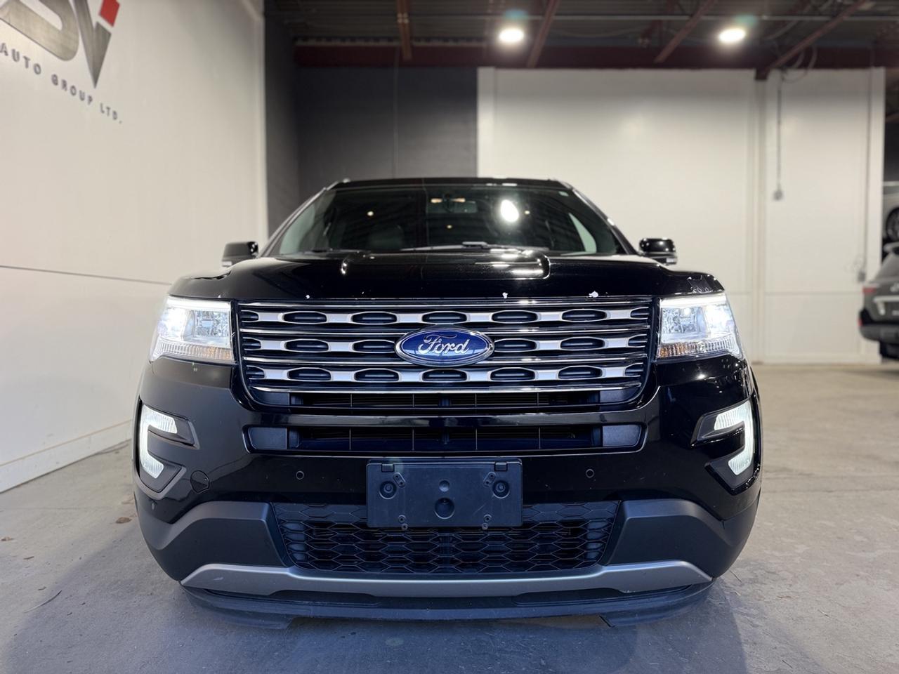 2017 Ford Explorer XLT Photo