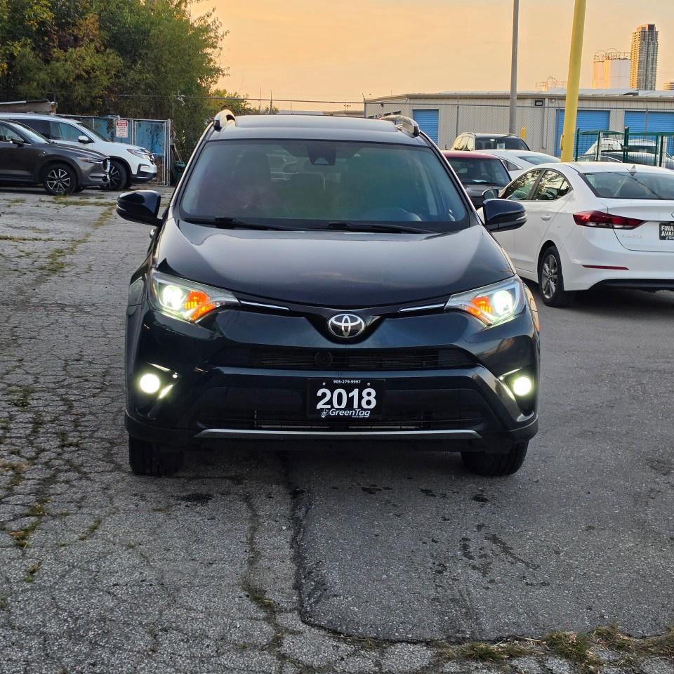 2018 Toyota RAV4 AWD XLE Photo2