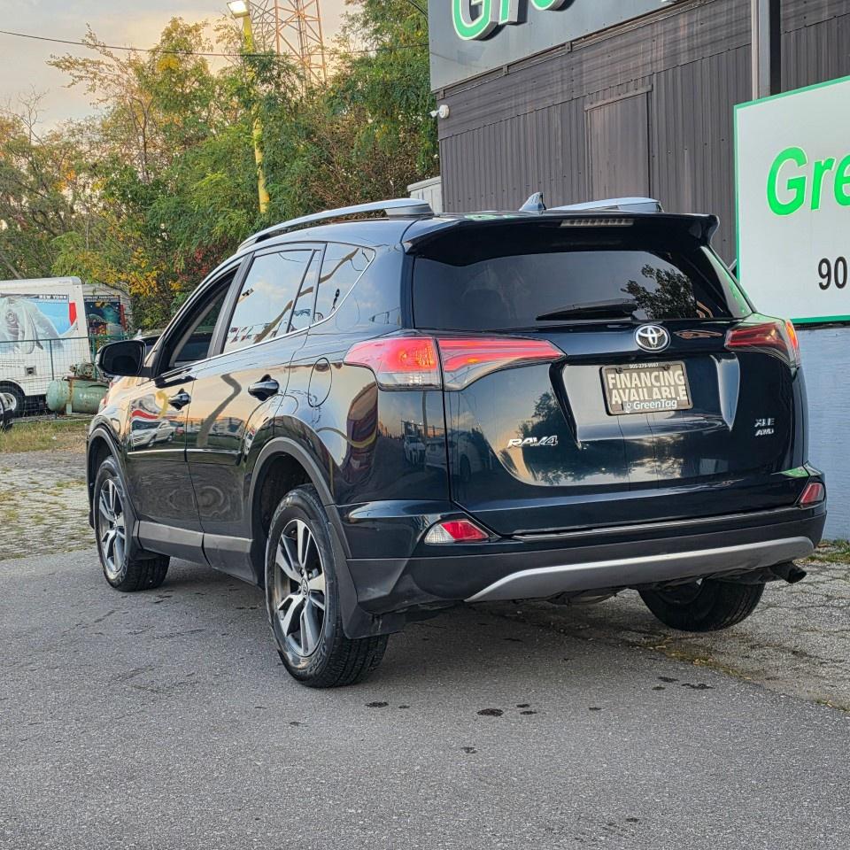 2018 Toyota RAV4 AWD XLE Photo