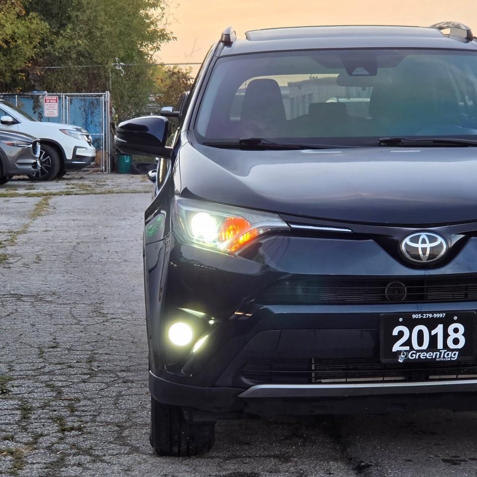 2018 Toyota RAV4 AWD XLE Photo