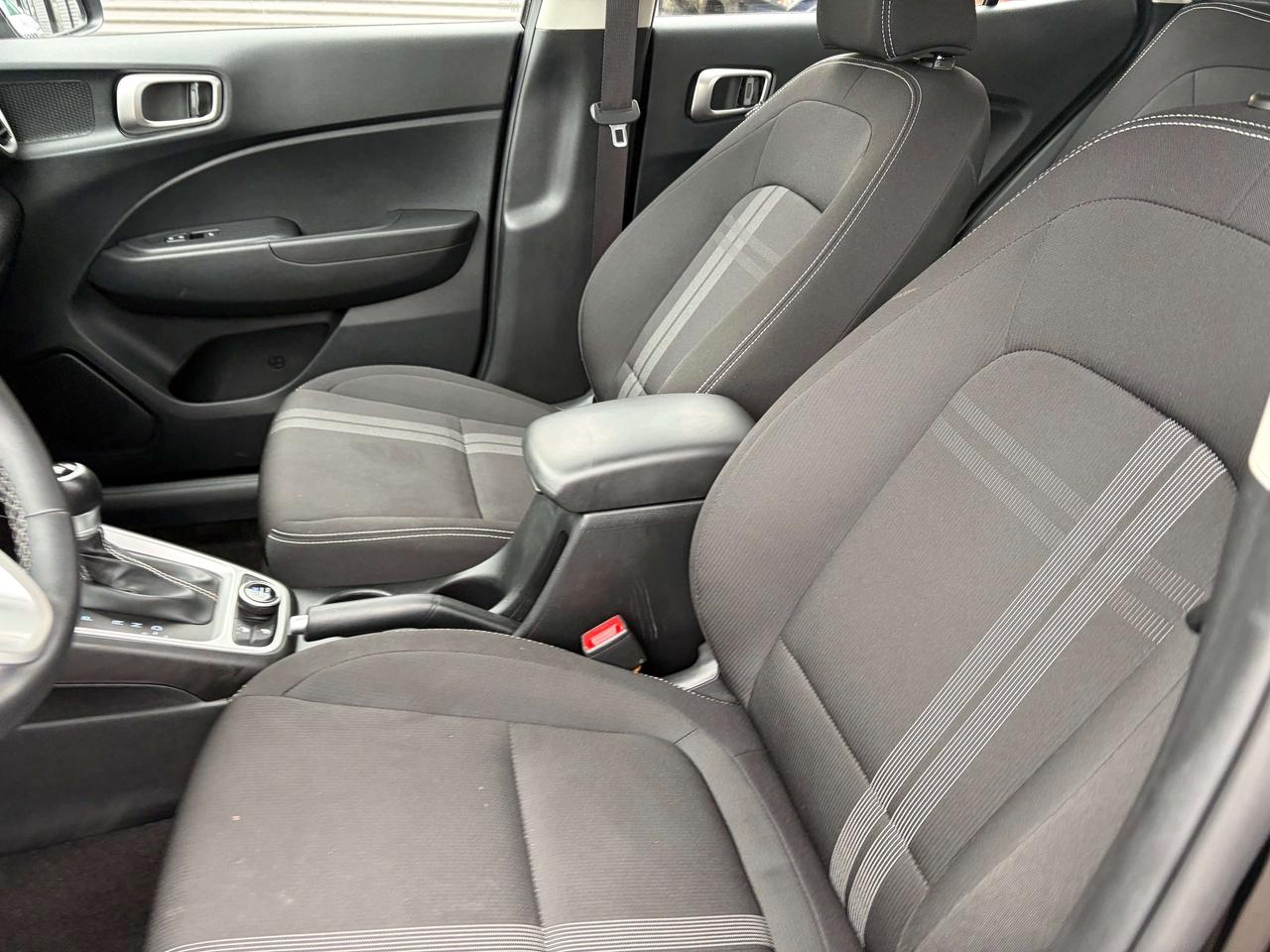 2025 Hyundai Venue Preferred Heated Steering Remote Starter One Owner Photo