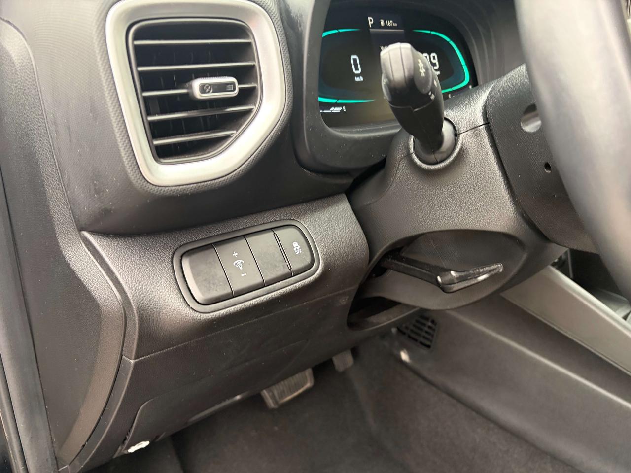 2025 Hyundai Venue Preferred Heated Steering Remote Starter One Owner Photo