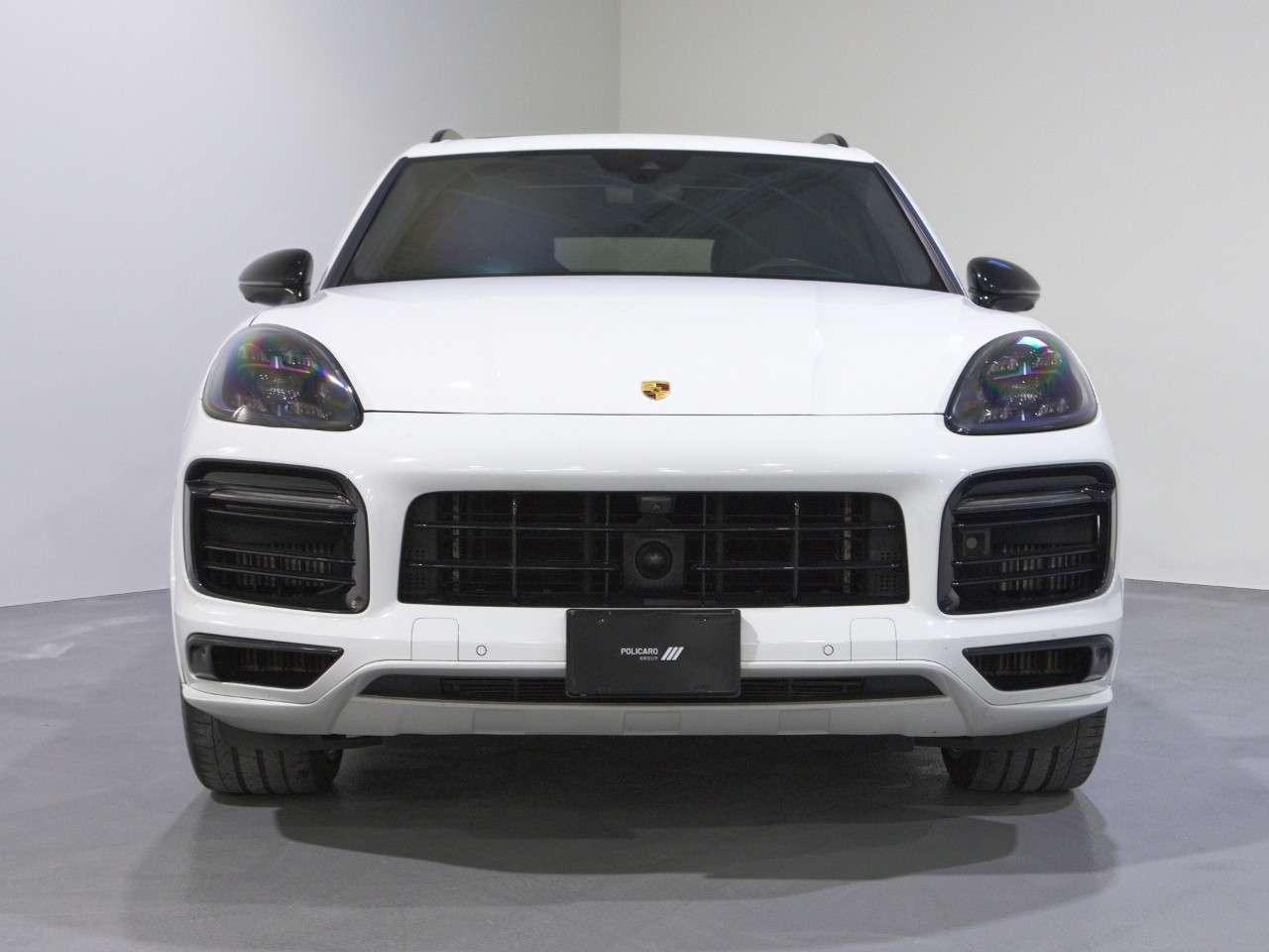 2023 Porsche Cayenne GTS AWD Photo