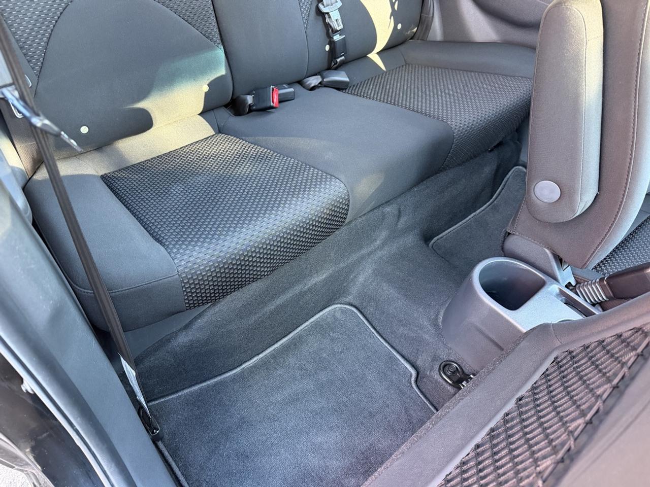 2011 Hyundai Accent L Photo