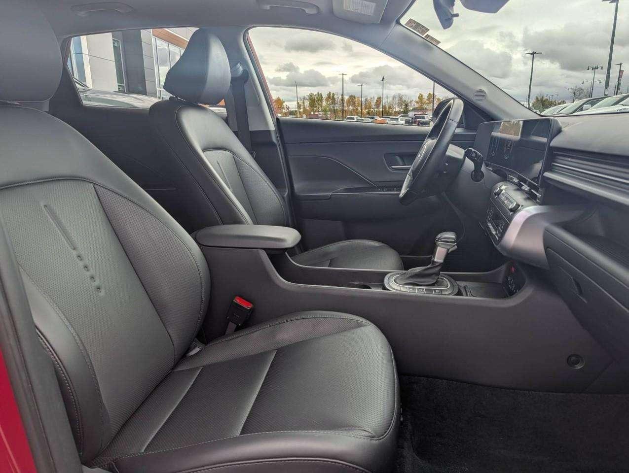 2025 Hyundai KONA 2.0L Preferred w/Trend Package NO ACCIDENTS Photo