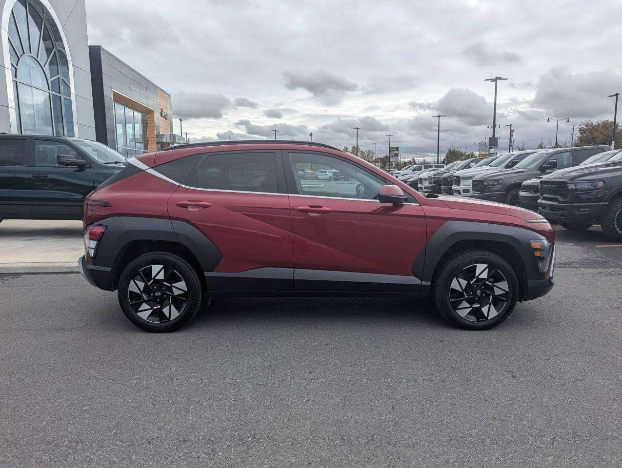 2025 Hyundai KONA 2.0L Preferred w/Trend Package NO ACCIDENTS Photo