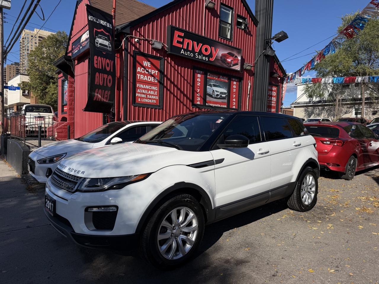 2017 Land Rover Range Rover Evoque SE Photo
