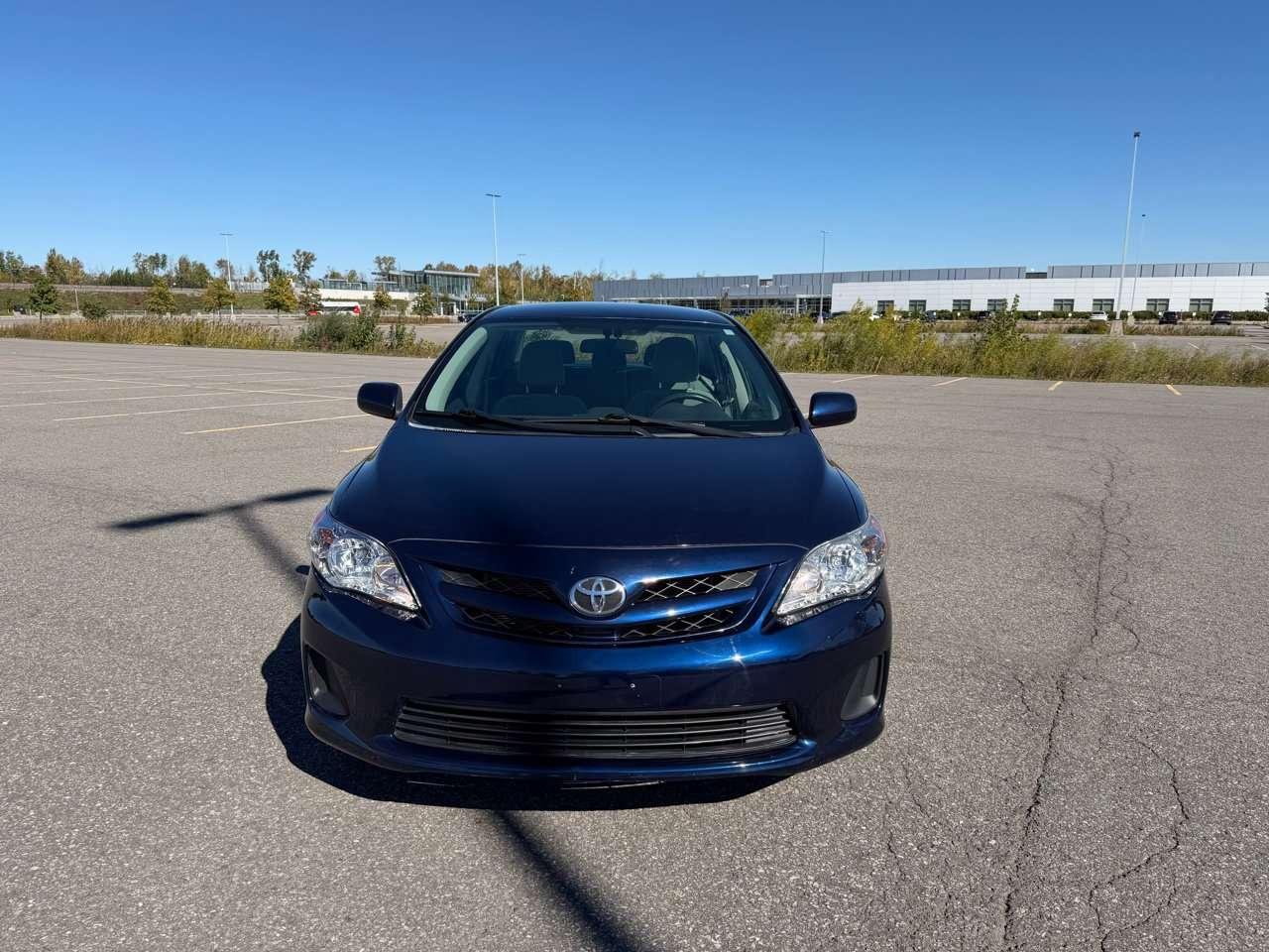 2013 Toyota Corolla LE Photo