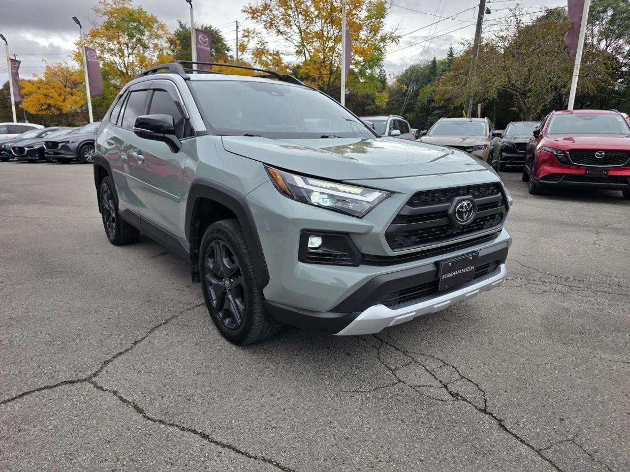 2023 Toyota RAV4 3500lb TOWING TRAIL AWD CLEAN CARFAX Photo2