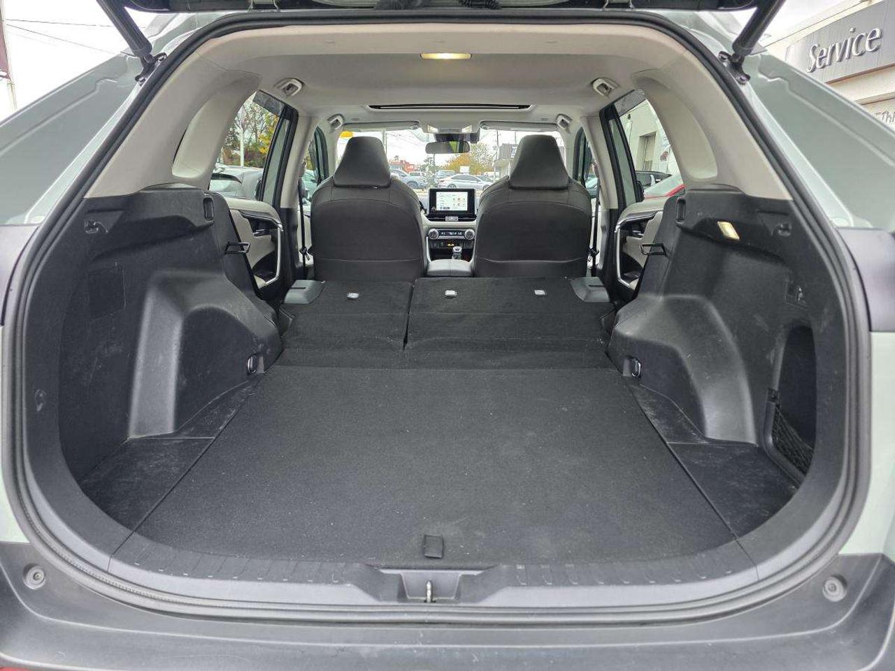 2023 Toyota RAV4 3500lb TOWING TRAIL AWD CLEAN CARFAX Photo